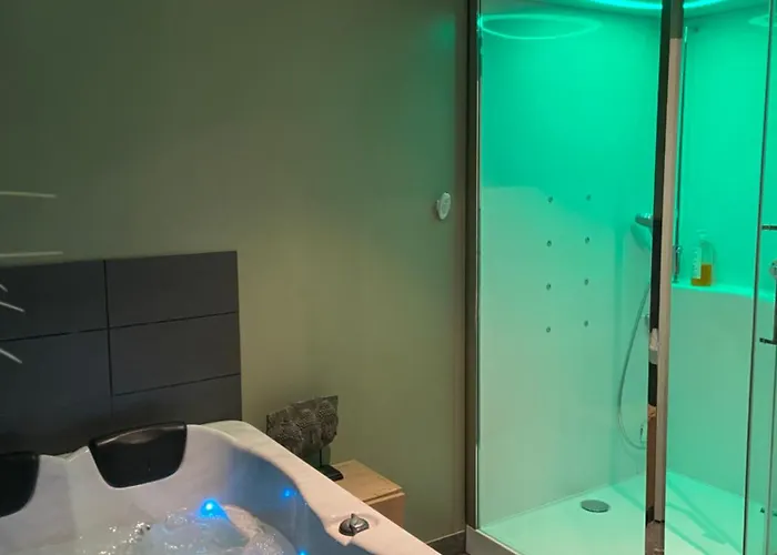 شقة Cosyrouen Bali Jacuzzi & Hamman *